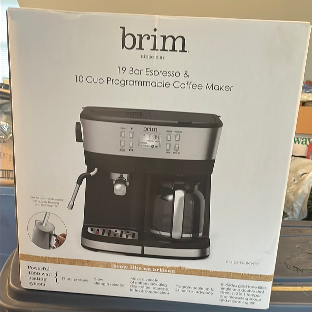 Black and Silver Espresso & Coffee Maker